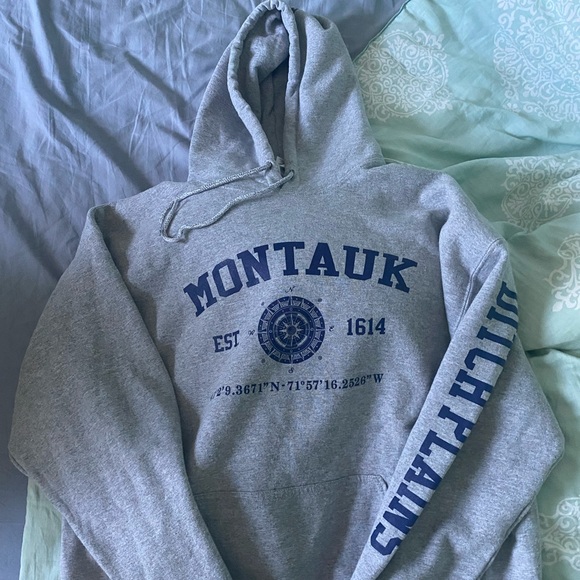 Gildan Other - Montauk hoodie